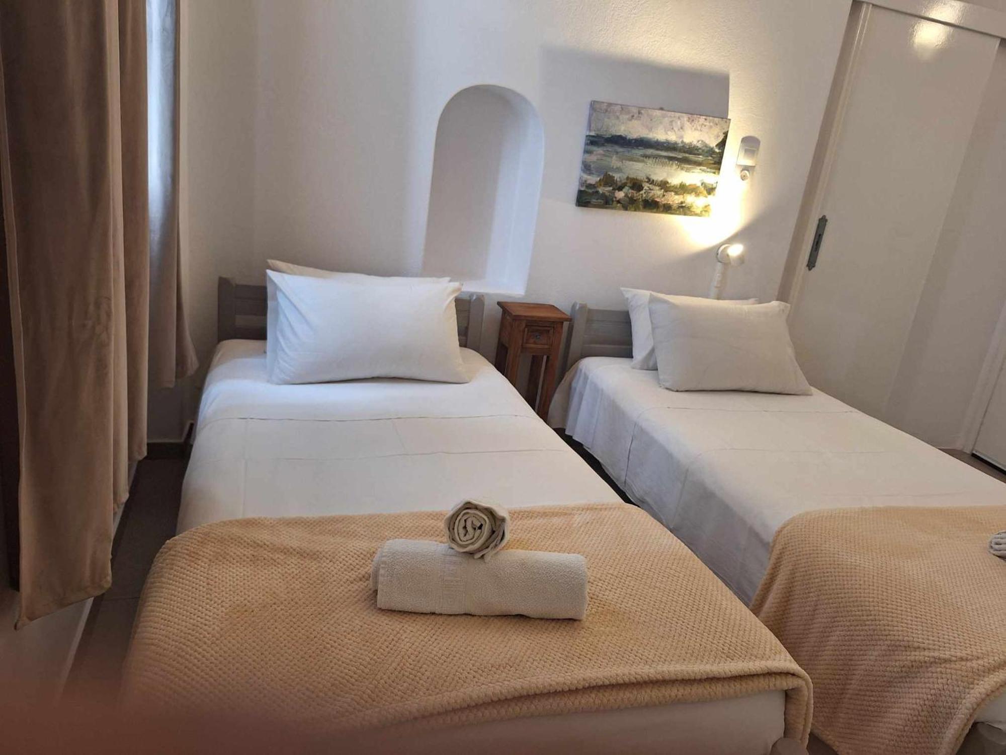 Guest house Anchor Yalos - Twin Bed 2